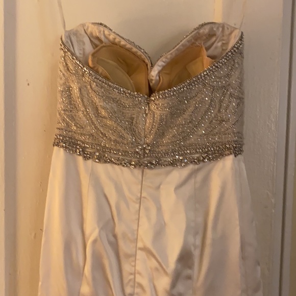 Lazaro wedding dress - Picture 7 of 8